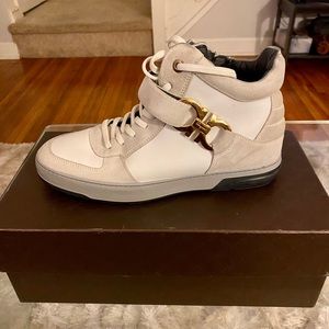SALVATORE FERRAGAMO hightop sneaker size 9